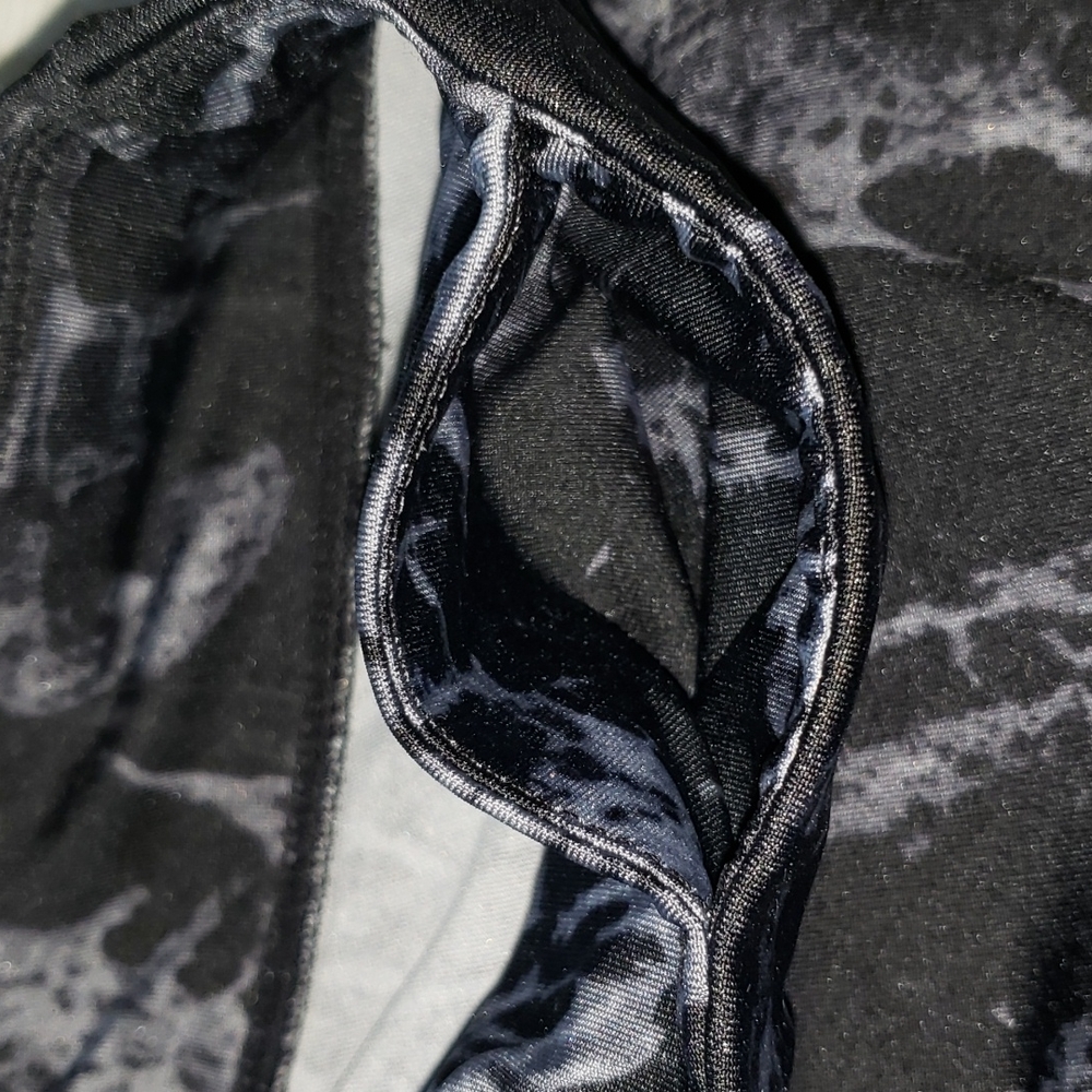Calvin Klein Performance yoga pants - Picture 7 of 7